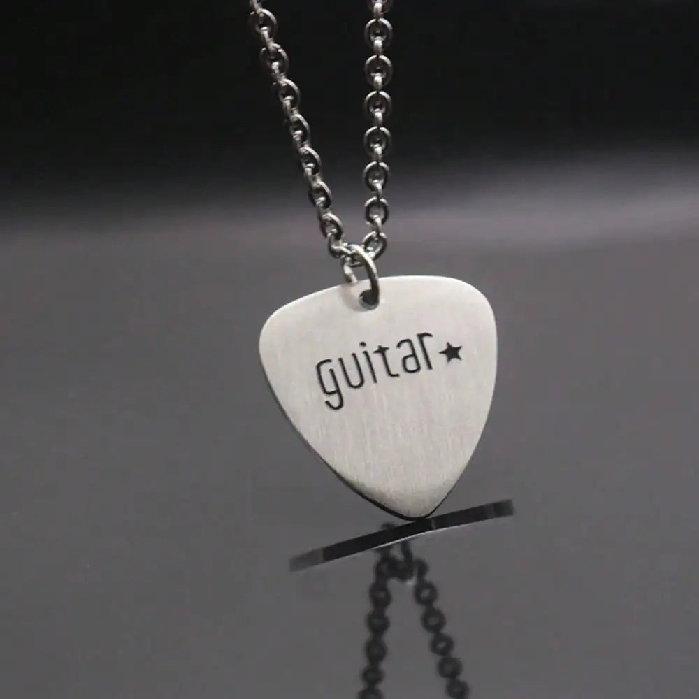 Guitar Pick Pendant Necklace for Men, Minimalist Metal Chain Jewelry, Hip Hop Style Accessory